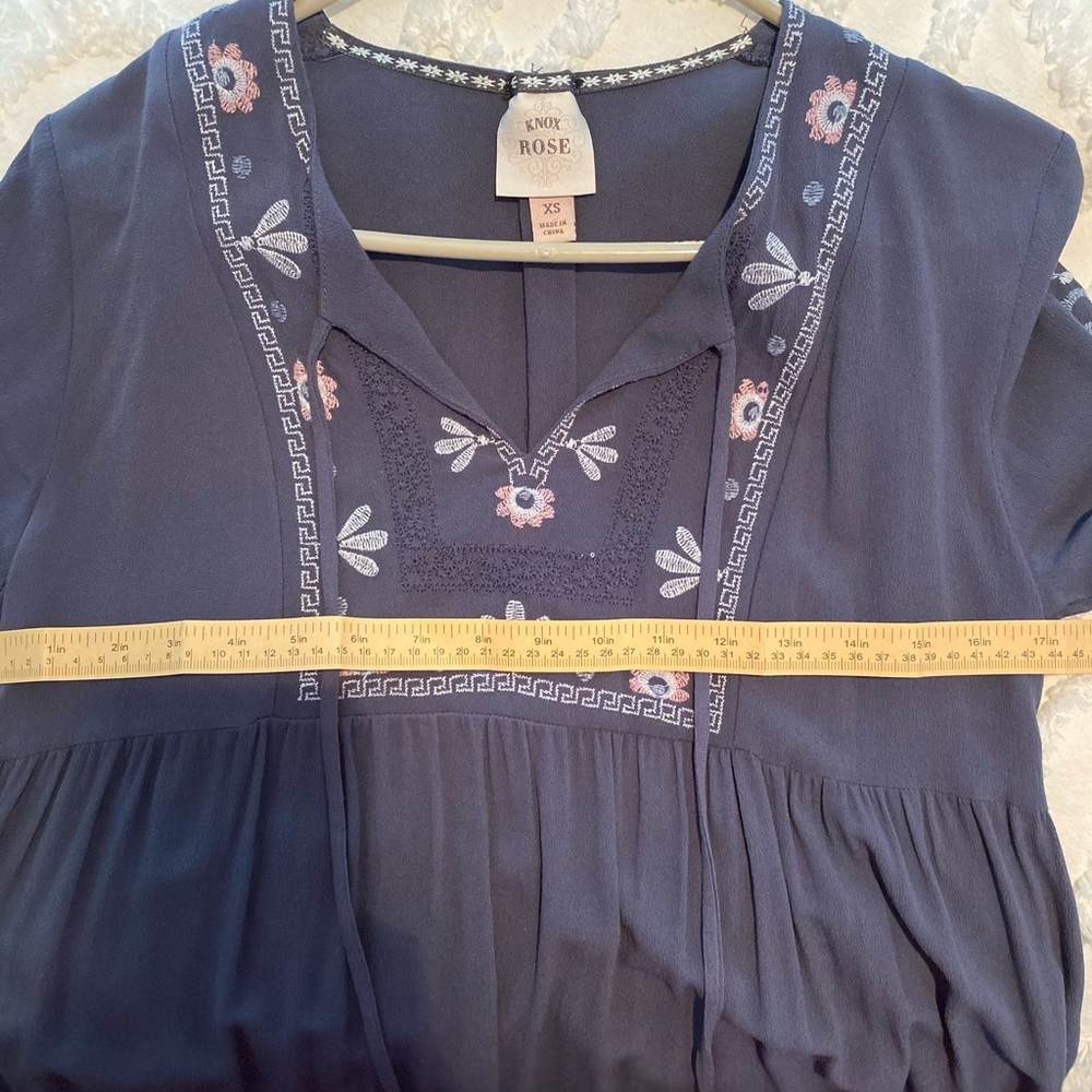 🎉SOLD LOCALLY🎉 Knox Rose bluish grey midi with embroidery